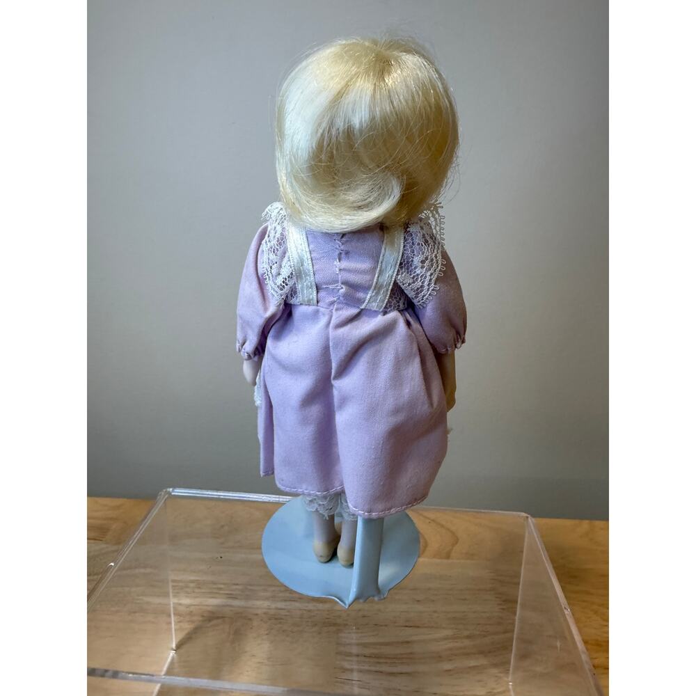 Vintage Collectible Doll Light Purple Victorian-style Dress w White Lace - Picture 5 of 10
